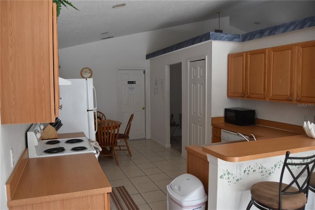 For Sale: $395,000 (3 beds, 2 baths, 1486 Square Feet)