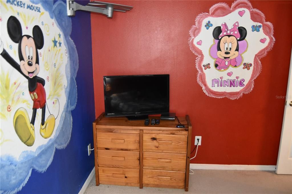 For Sale: $395,000 (3 beds, 2 baths, 1486 Square Feet)