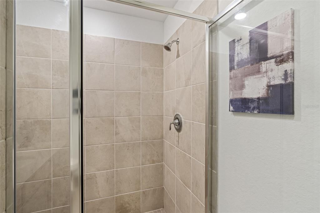 待售: $250,000 (2 贝兹, 2 浴室, 1198 平方英尺)