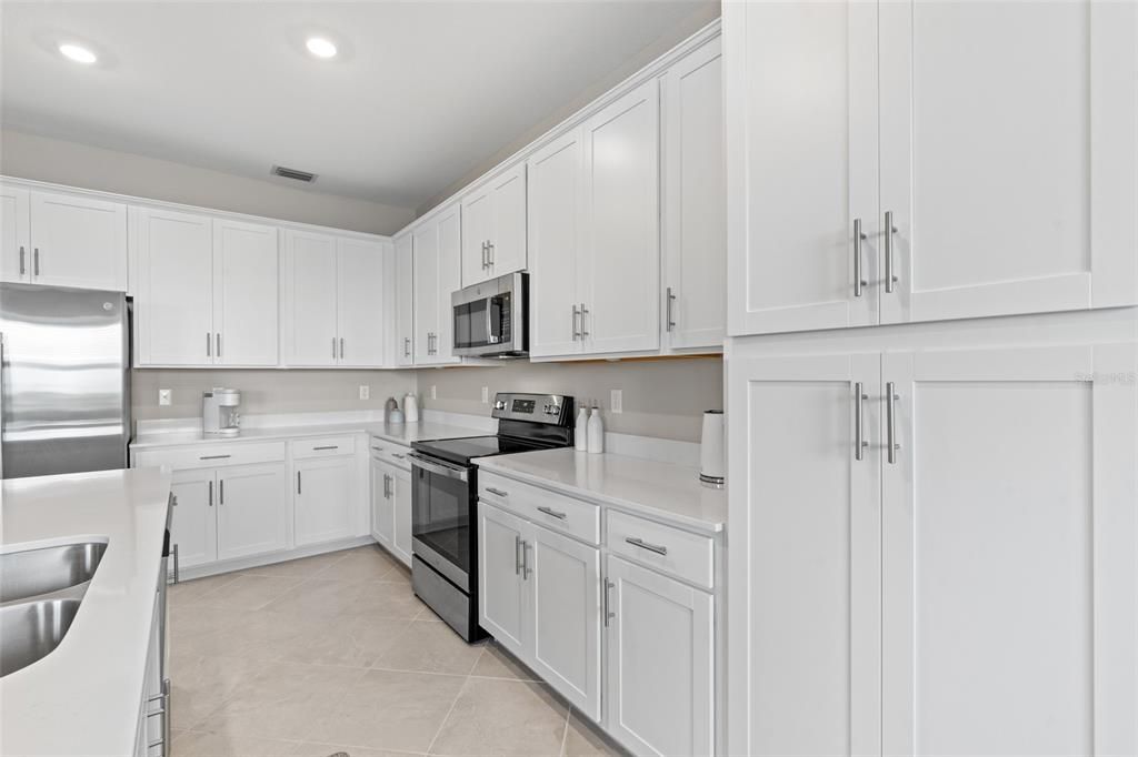 待售: $250,000 (2 贝兹, 2 浴室, 1198 平方英尺)