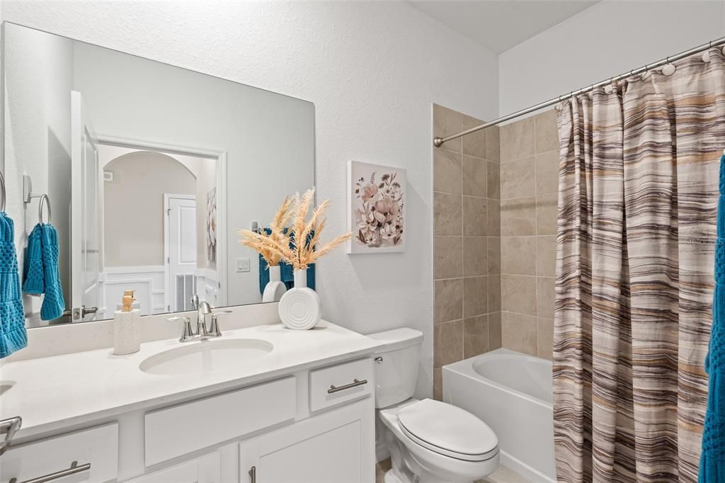 待售: $250,000 (2 贝兹, 2 浴室, 1198 平方英尺)