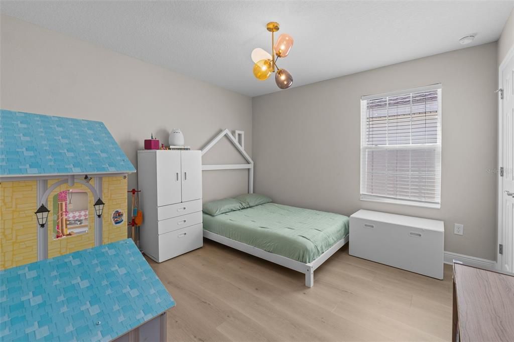 Active With Contract: $739,000 (4 beds, 3 baths, 3186 Square Feet)