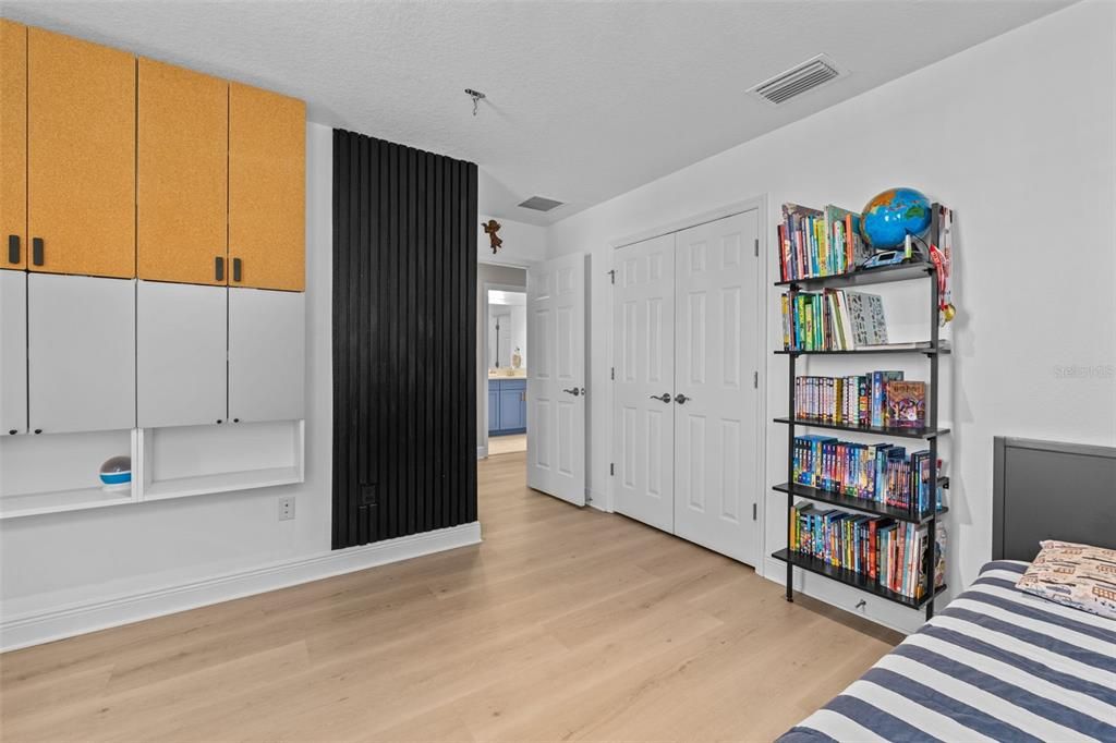 Active With Contract: $739,000 (4 beds, 3 baths, 3186 Square Feet)