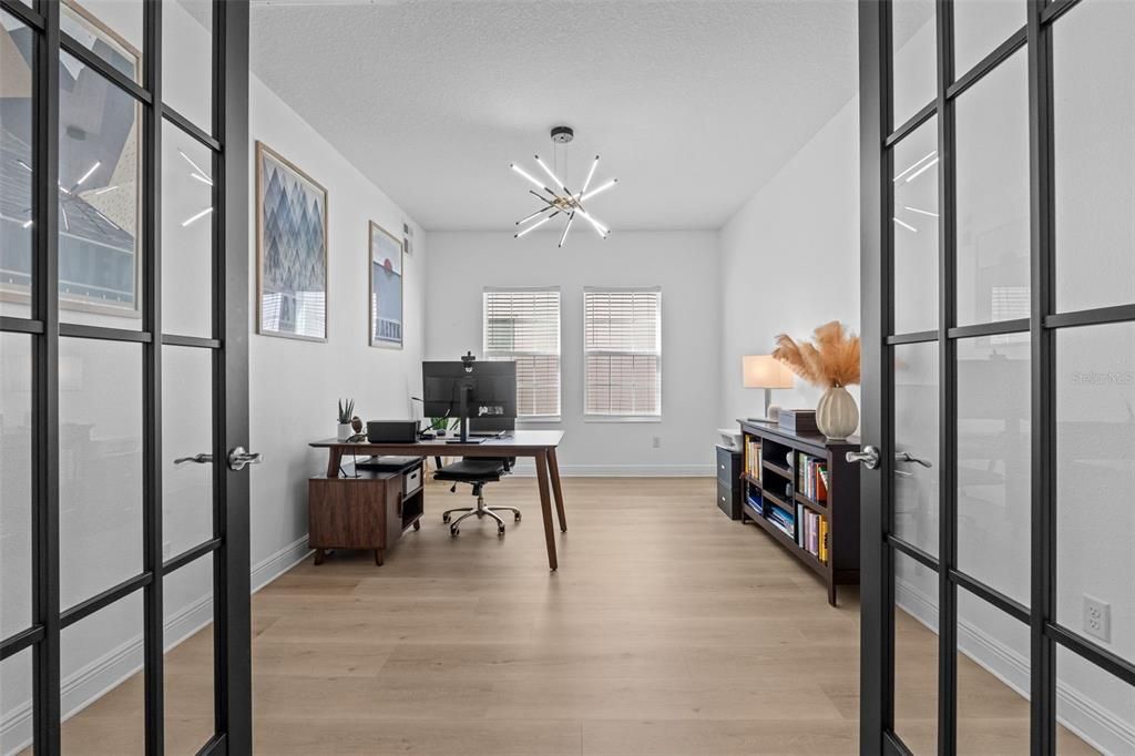 Active With Contract: $739,000 (4 beds, 3 baths, 3186 Square Feet)