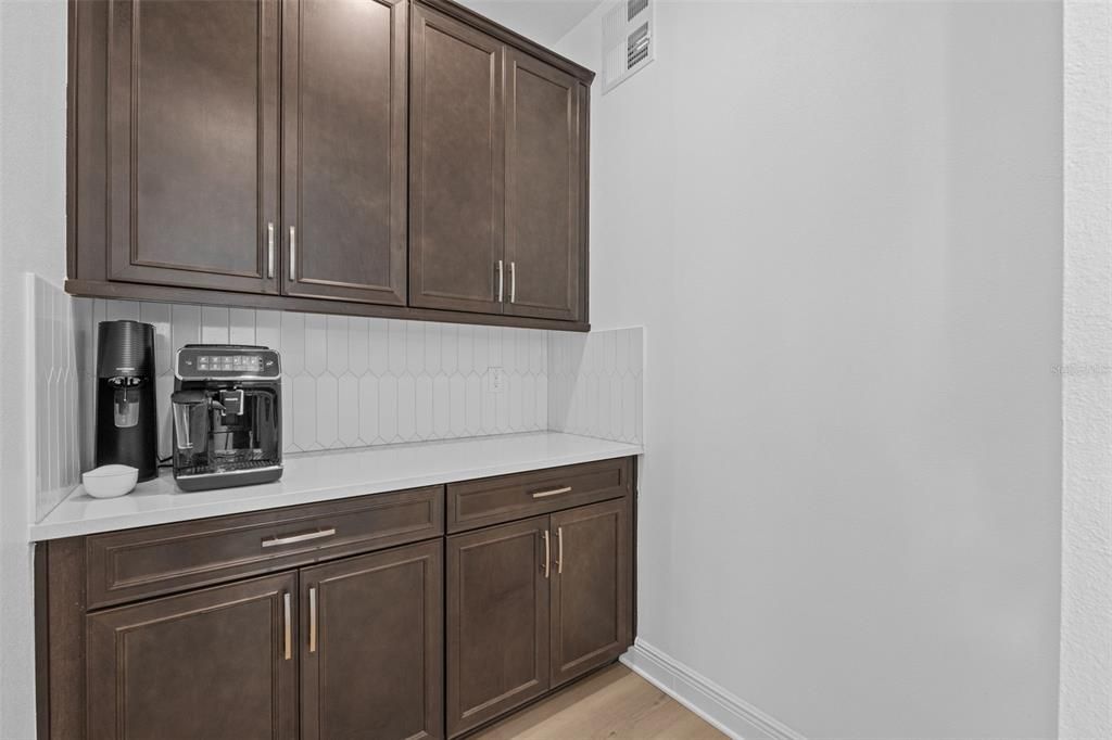 Active With Contract: $739,000 (4 beds, 3 baths, 3186 Square Feet)