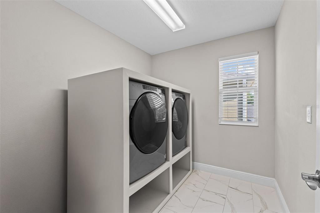 Active With Contract: $739,000 (4 beds, 3 baths, 3186 Square Feet)