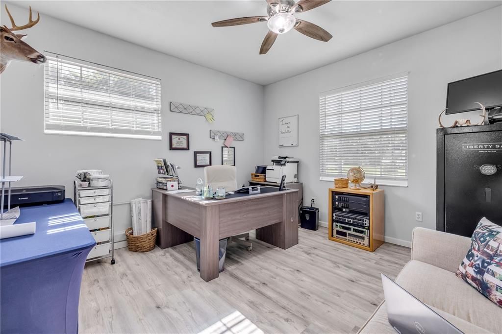 待售: $885,000 (4 贝兹, 2 浴室, 3014 平方英尺)