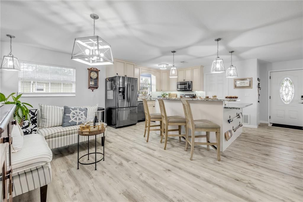 待售: $885,000 (4 贝兹, 2 浴室, 3014 平方英尺)