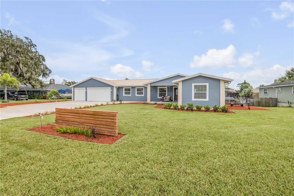 待售: $885,000 (4 贝兹, 2 浴室, 3014 平方英尺)