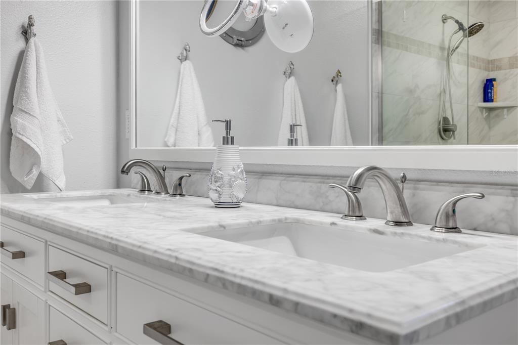 待售: $885,000 (4 贝兹, 2 浴室, 3014 平方英尺)