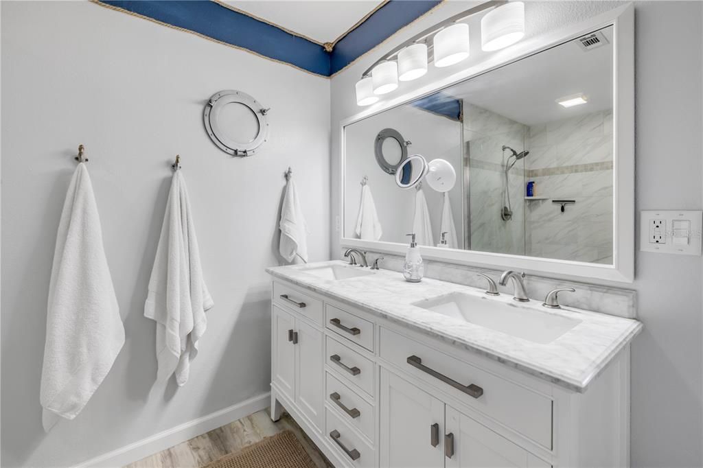 待售: $885,000 (4 贝兹, 2 浴室, 3014 平方英尺)