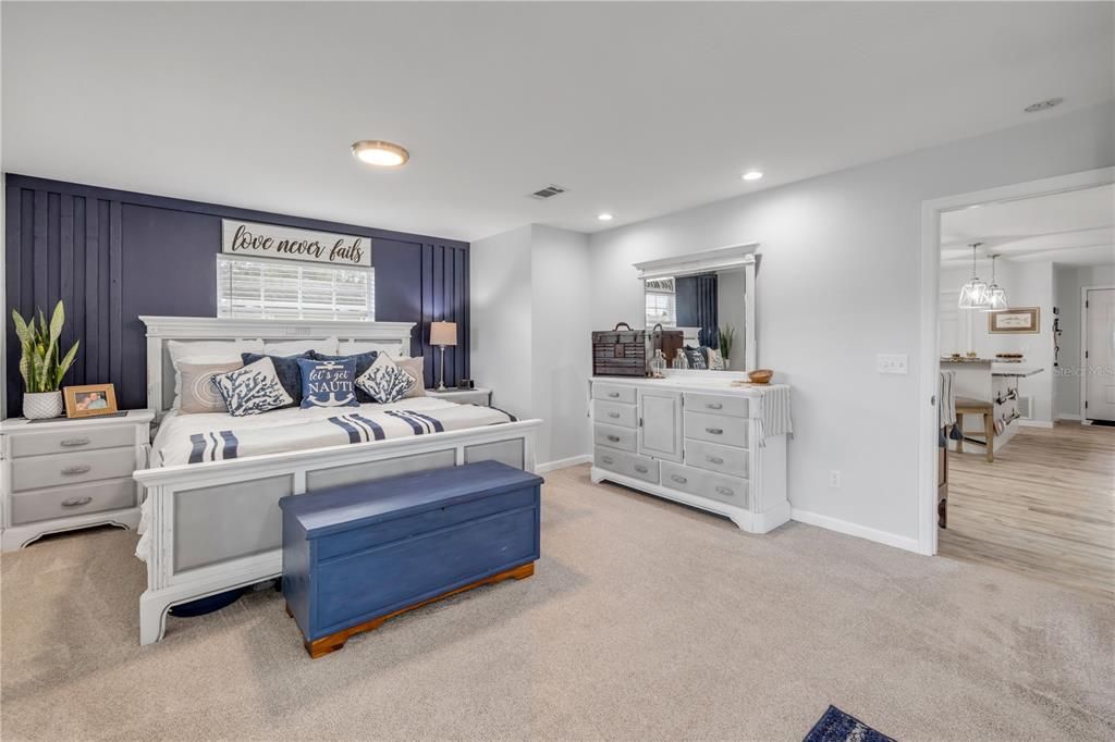 待售: $885,000 (4 贝兹, 2 浴室, 3014 平方英尺)