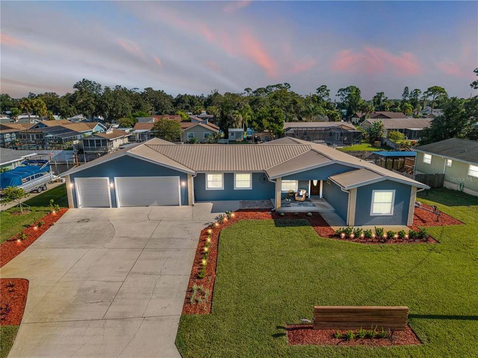 待售: $885,000 (4 贝兹, 2 浴室, 3014 平方英尺)