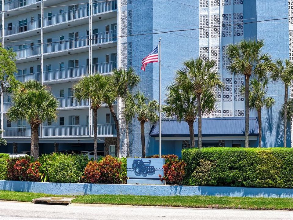 待售: $169,900 (2 贝兹, 2 浴室, 959 平方英尺)