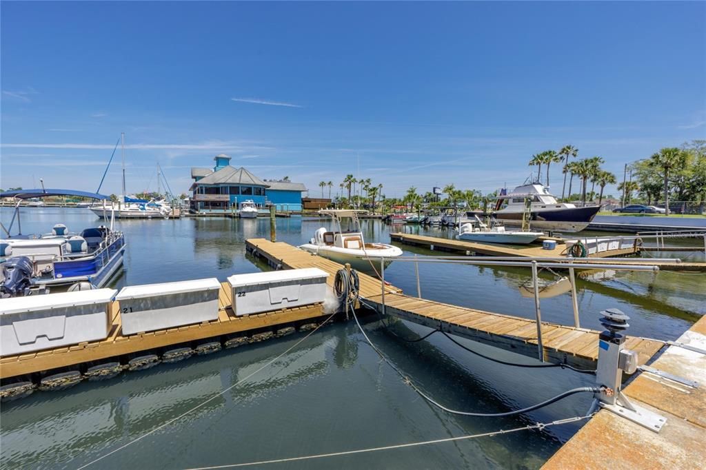 待售: $169,900 (2 贝兹, 2 浴室, 959 平方英尺)