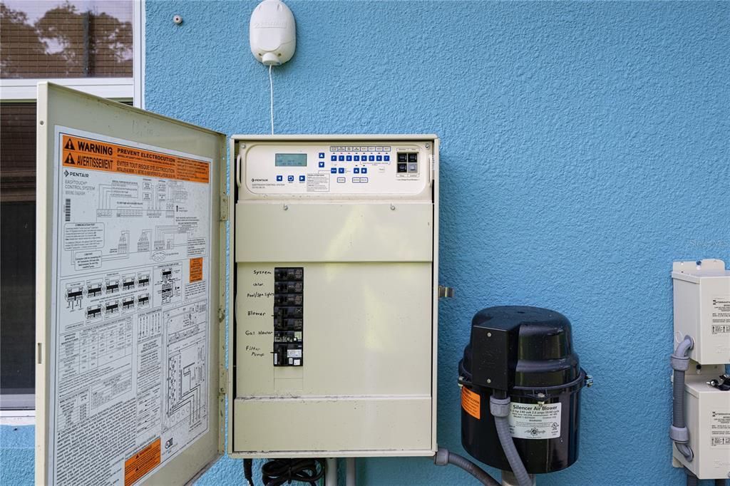 На продажу: $574,900 (3 спален, 3 ванн, 2546 Квадратных фут)