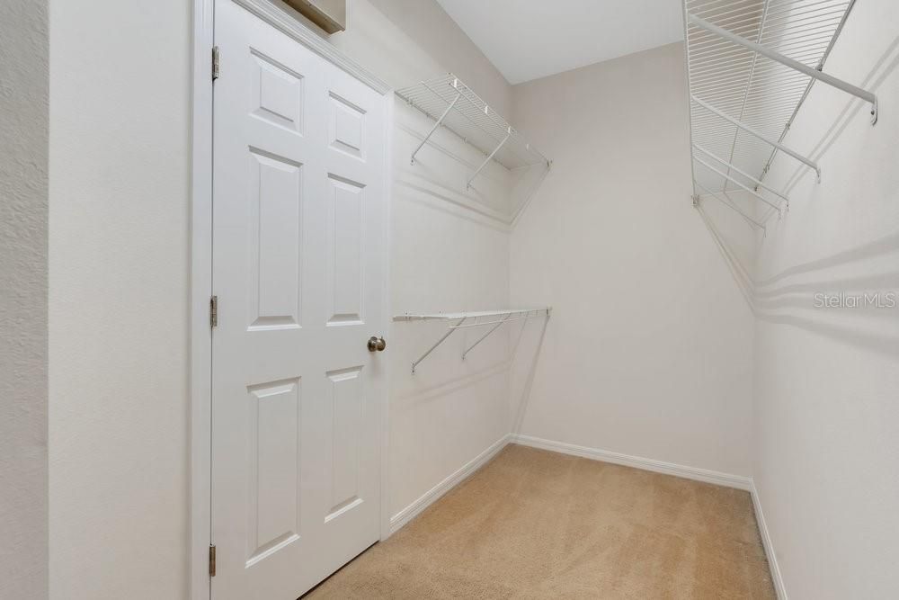 En Renta: $4,000 (5 camas, 2 baños, 2305 Pies cuadrados)