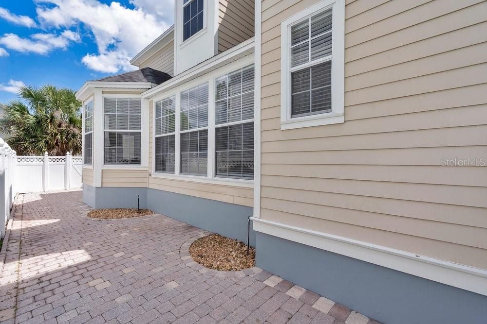 En Renta: $4,000 (5 camas, 2 baños, 2305 Pies cuadrados)