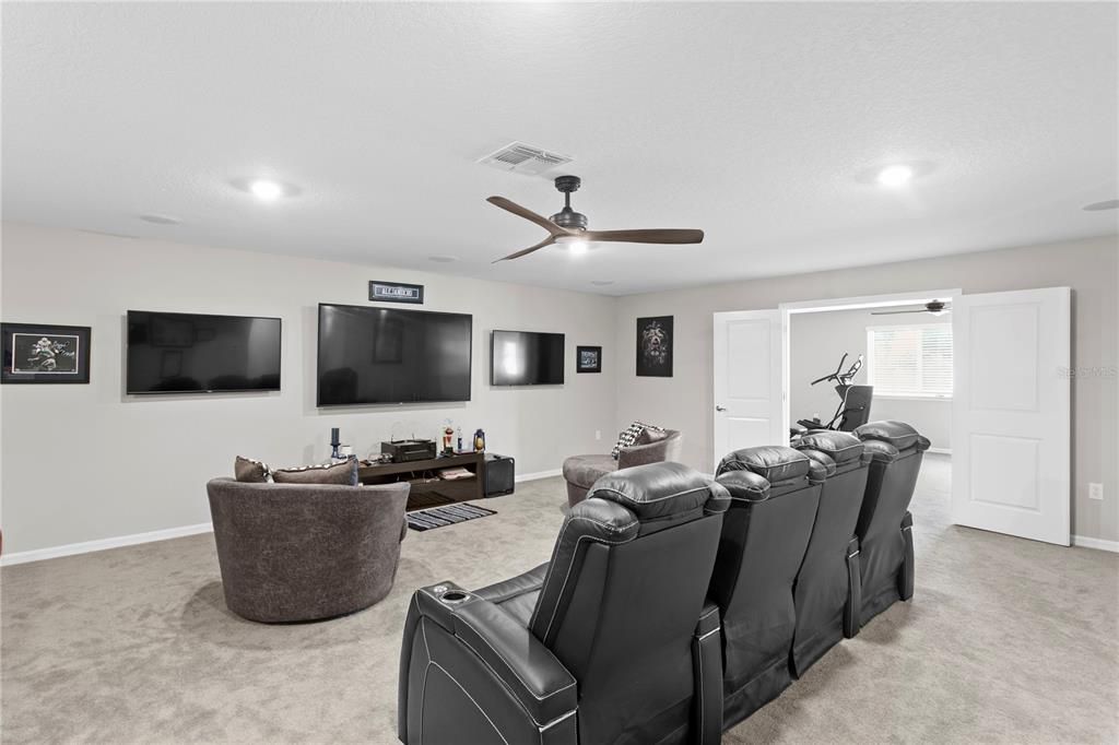 For Sale: $894,900 (5 beds, 4 baths, 4210 Square Feet)