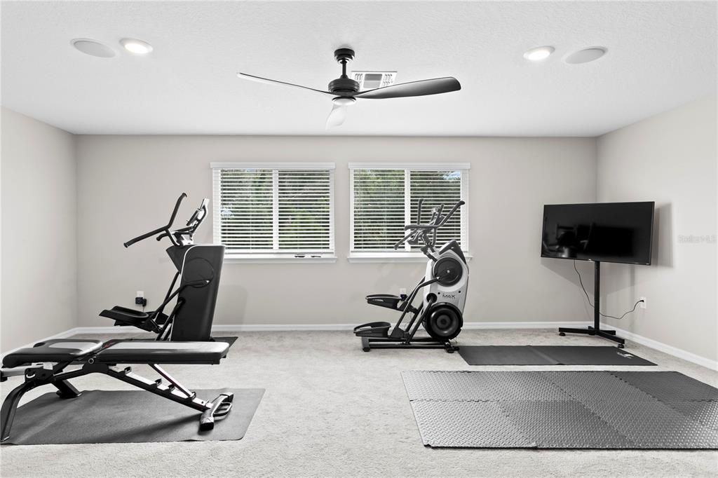 For Sale: $894,900 (5 beds, 4 baths, 4210 Square Feet)