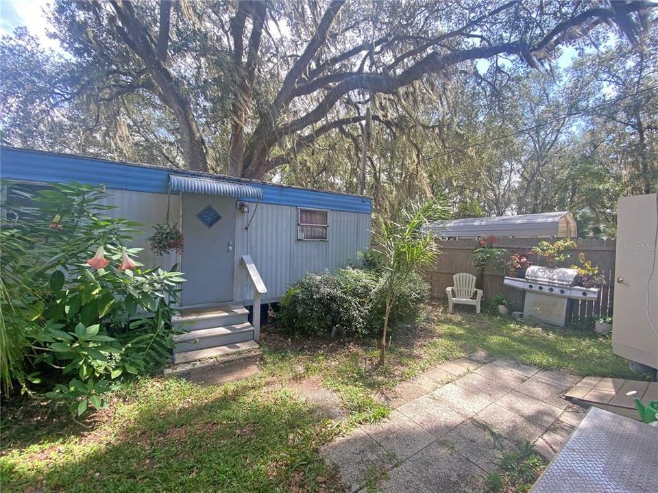 For Sale: $115,000 (3 beds, 1 baths, 672 Square Feet)