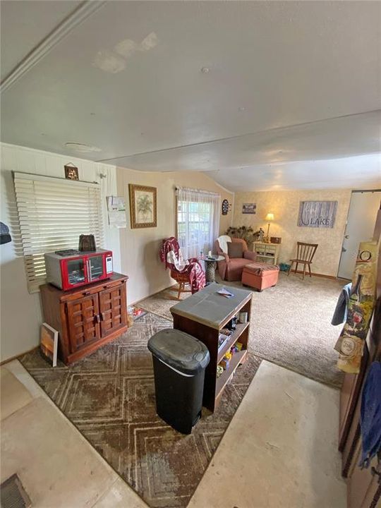 For Sale: $115,000 (3 beds, 1 baths, 672 Square Feet)