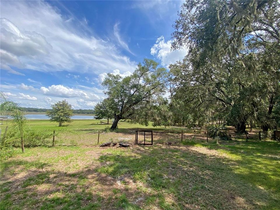 For Sale: $115,000 (3 beds, 1 baths, 672 Square Feet)