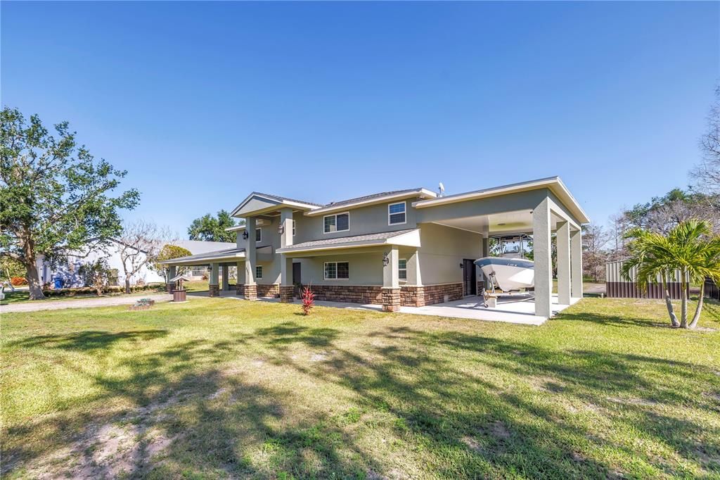 For Sale: $699,000 (2 beds, 2 baths, 1872 Square Feet)