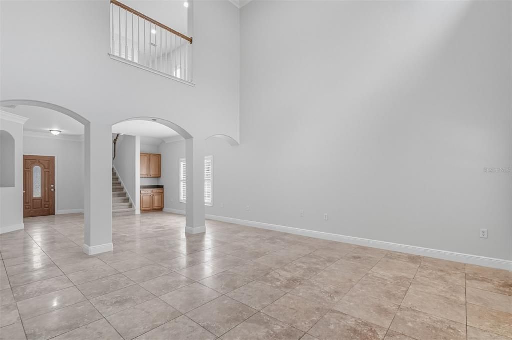 Active With Contract: $699,900 (4 beds, 3 baths, 2730 Square Feet)