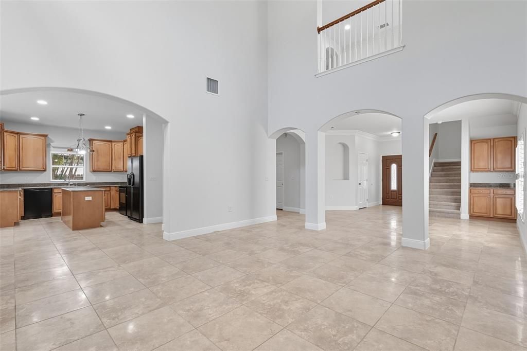 Active With Contract: $699,900 (4 beds, 3 baths, 2730 Square Feet)