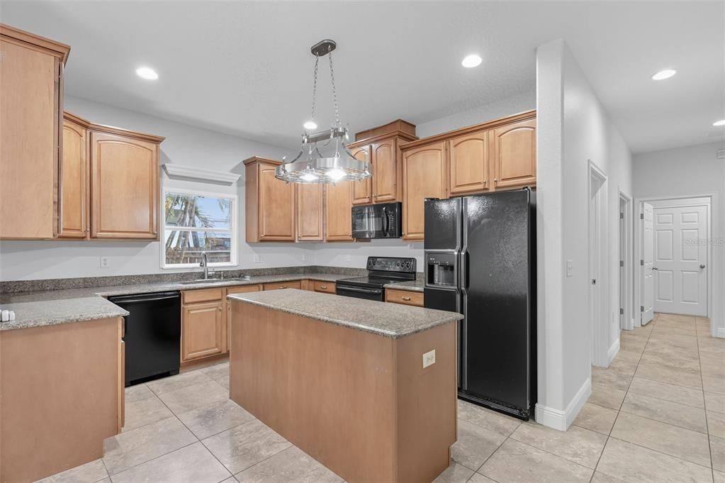 Active With Contract: $699,900 (4 beds, 3 baths, 2730 Square Feet)