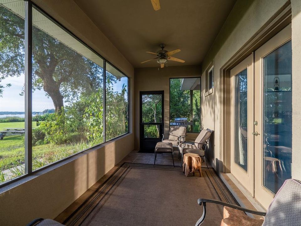 For Sale: $685,000 (3 beds, 2 baths, 1761 Square Feet)