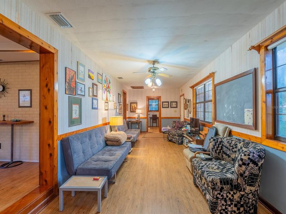 For Sale: $685,000 (3 beds, 2 baths, 1761 Square Feet)