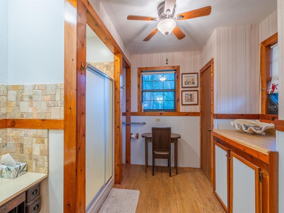 For Sale: $685,000 (3 beds, 2 baths, 1761 Square Feet)