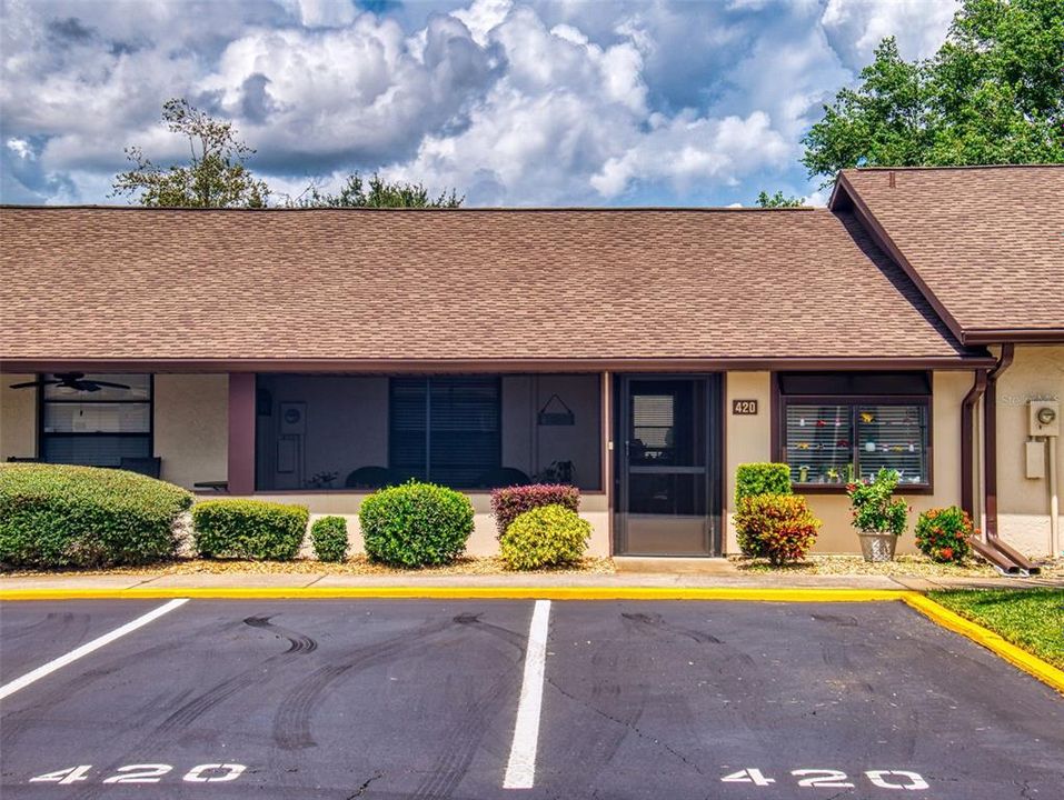 最近售出: $196,000 (2 贝兹, 1 浴室, 1152 平方英尺)