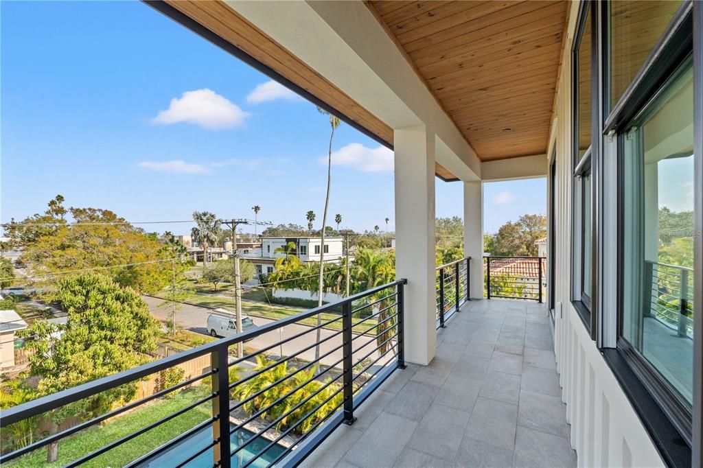 En Renta: $21,500 (6 camas, 5 baños, 3960 Pies cuadrados)