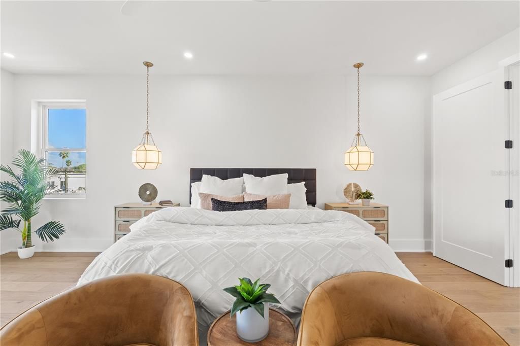 En Renta: $21,500 (6 camas, 5 baños, 3960 Pies cuadrados)