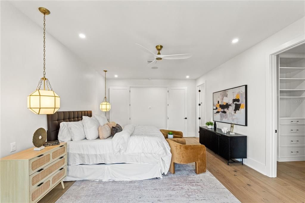 En Renta: $21,500 (6 camas, 5 baños, 3960 Pies cuadrados)