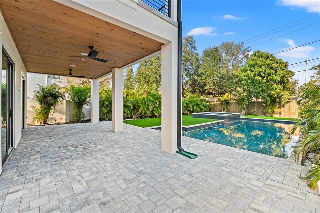 En Renta: $21,500 (6 camas, 5 baños, 3960 Pies cuadrados)