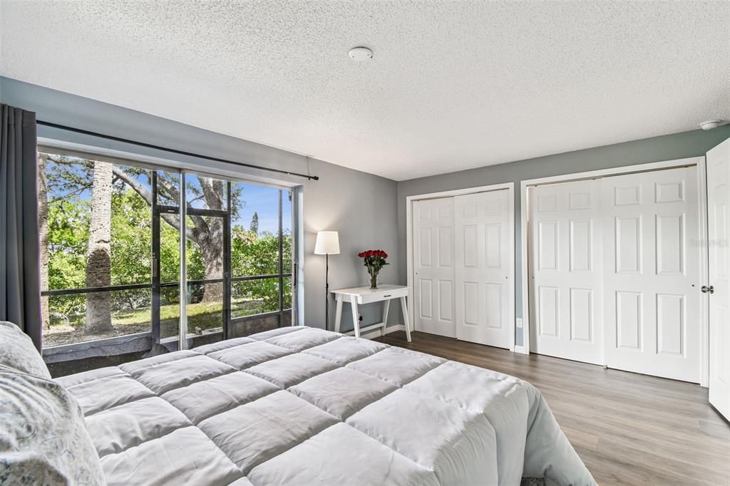 For Sale: $130,000 (1 beds, 1 baths, 760 Square Feet)