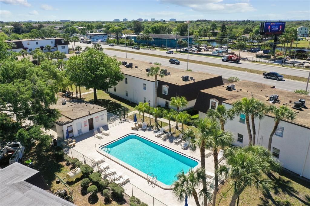 For Sale: $130,000 (1 beds, 1 baths, 760 Square Feet)