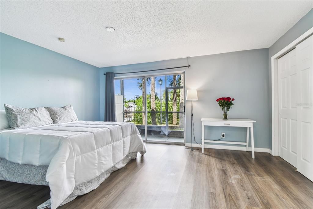 For Sale: $130,000 (1 beds, 1 baths, 760 Square Feet)