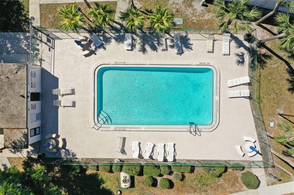 For Sale: $130,000 (1 beds, 1 baths, 760 Square Feet)