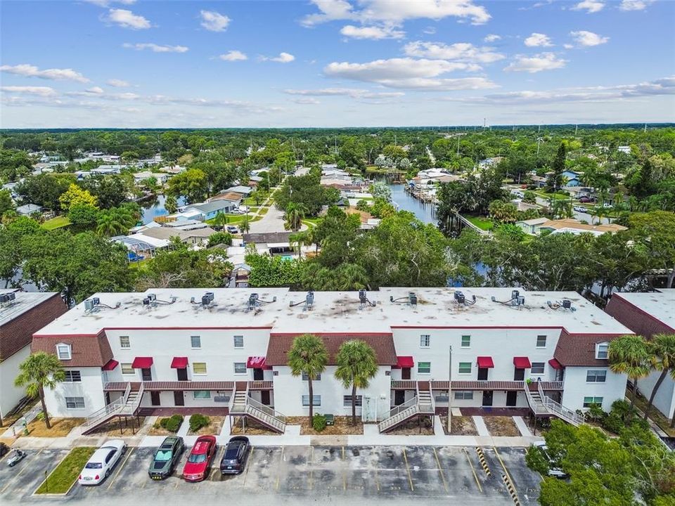 For Sale: $130,000 (1 beds, 1 baths, 760 Square Feet)