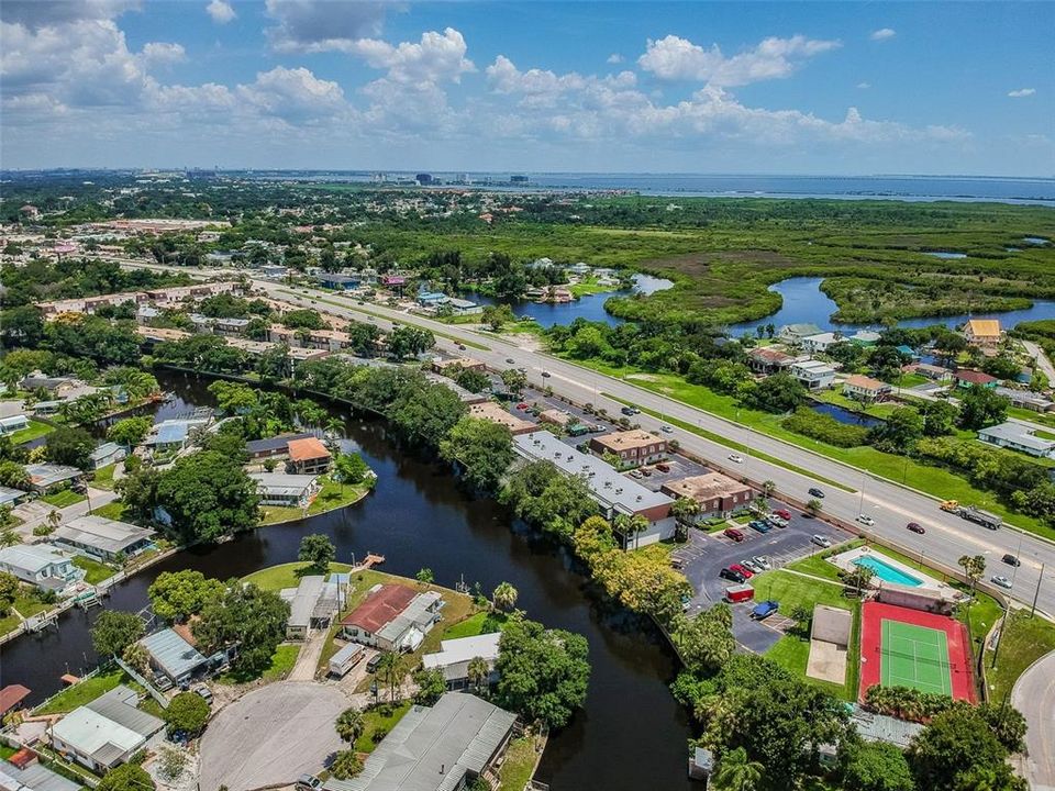 For Sale: $130,000 (1 beds, 1 baths, 760 Square Feet)