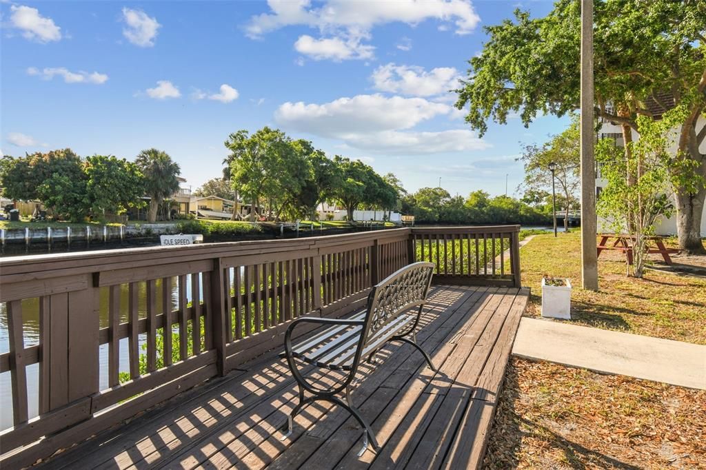 For Sale: $130,000 (1 beds, 1 baths, 760 Square Feet)