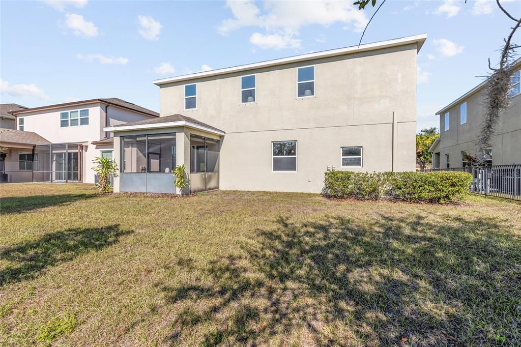 合同活跃: $749,900 (5 贝兹, 4 浴室, 4259 平方英尺)