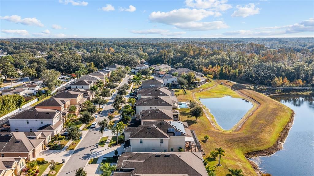 合同活跃: $749,900 (5 贝兹, 4 浴室, 4259 平方英尺)