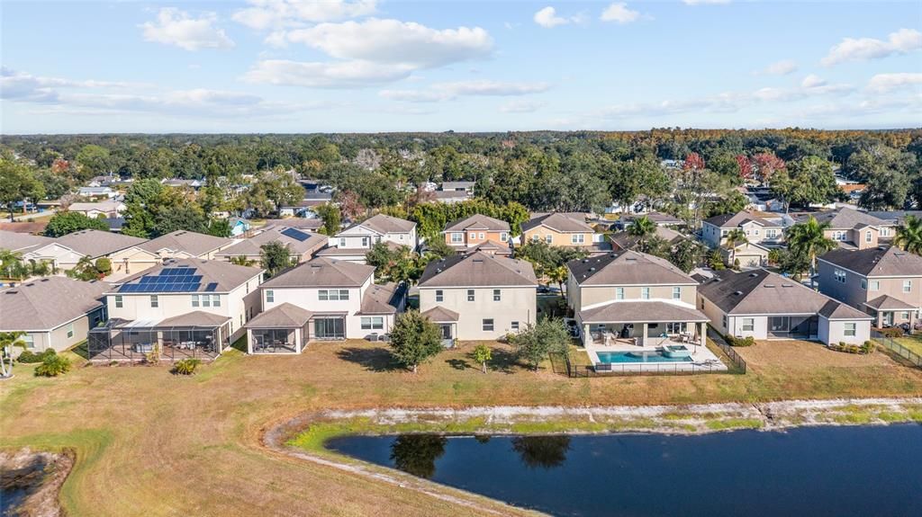 合同活跃: $749,900 (5 贝兹, 4 浴室, 4259 平方英尺)