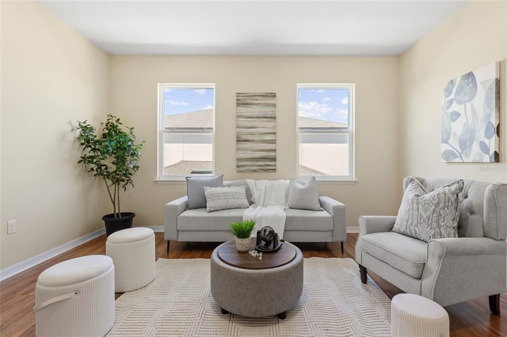 合同活跃: $749,900 (5 贝兹, 4 浴室, 4259 平方英尺)